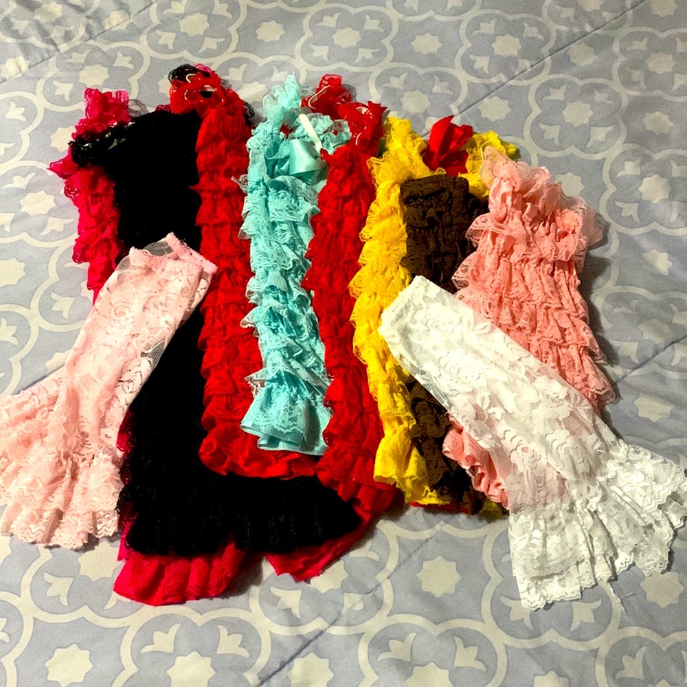 BUNDLE: Baby girl lace rompers OS Multiple colors
